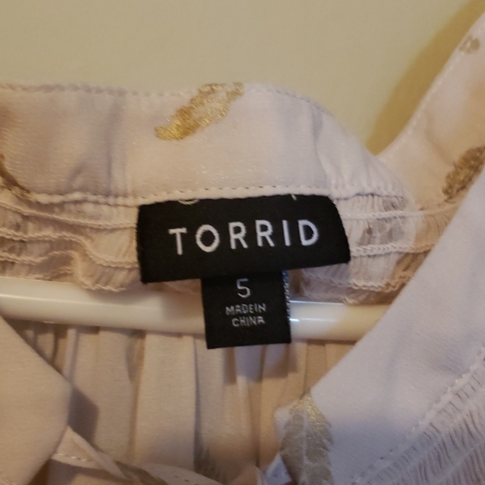 Torrid top - Picture 3 of 7